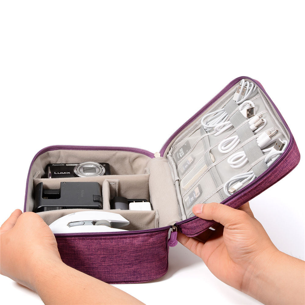 Portable tech organizer carrying case